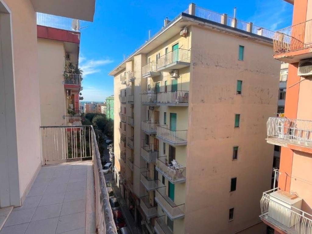 Appartamento a Salerno in Via Abella Salernitana, 26 - Foto 4