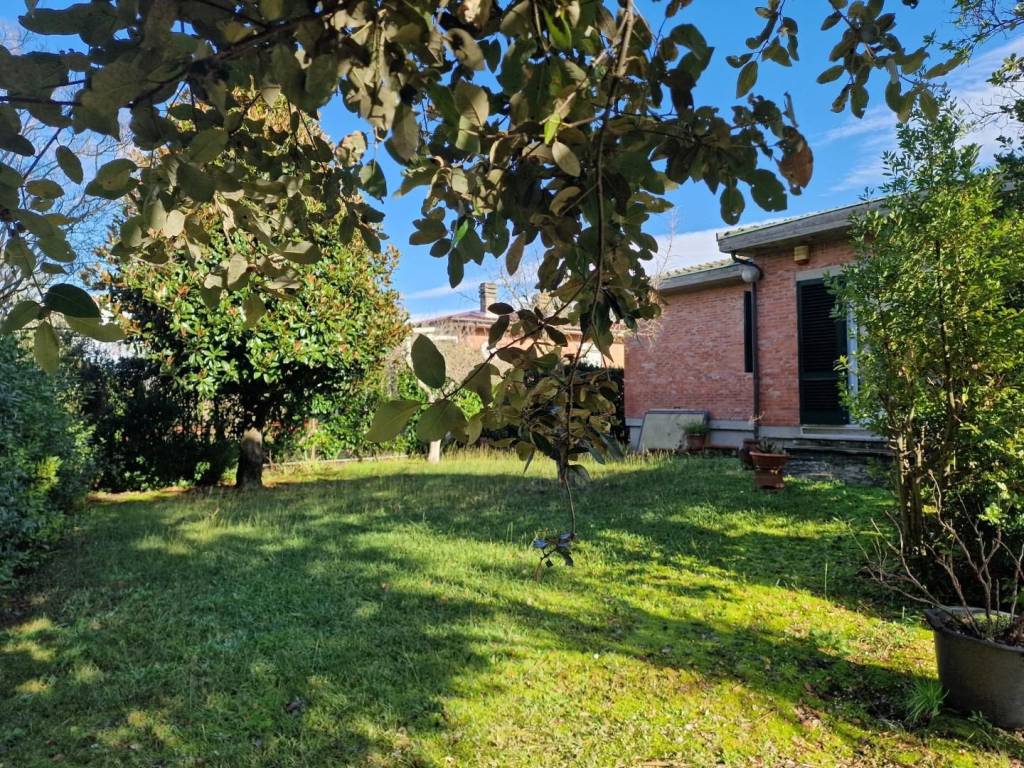 Villa a Capannori in Via di Pozzola - Foto 2