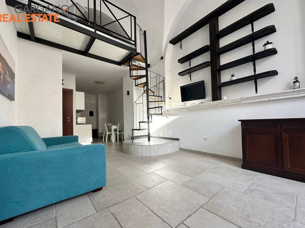 Appartamento a Vieste in Lungomare Cristoforo Colombo - Foto 4