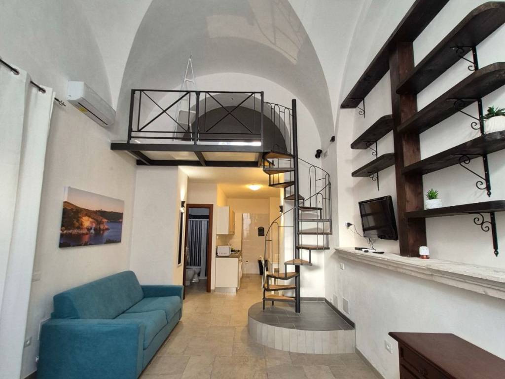 Appartamento a Vieste in Lungomare Cristoforo Colombo - Foto 5