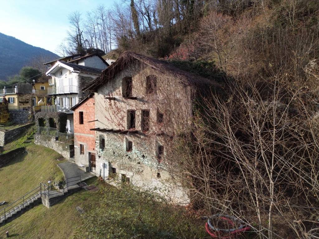 Villa a Gravedona ed uniti in Località Ronchi - Foto 5