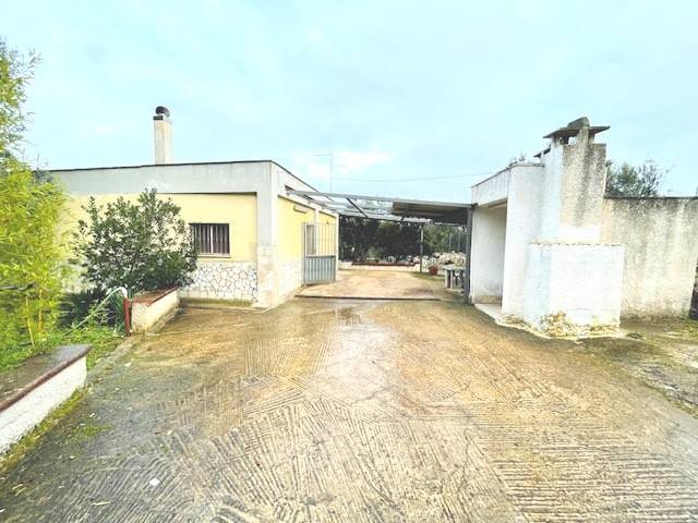 Villa a San vito dei normanni in Contrada Santomucchio - Foto 3