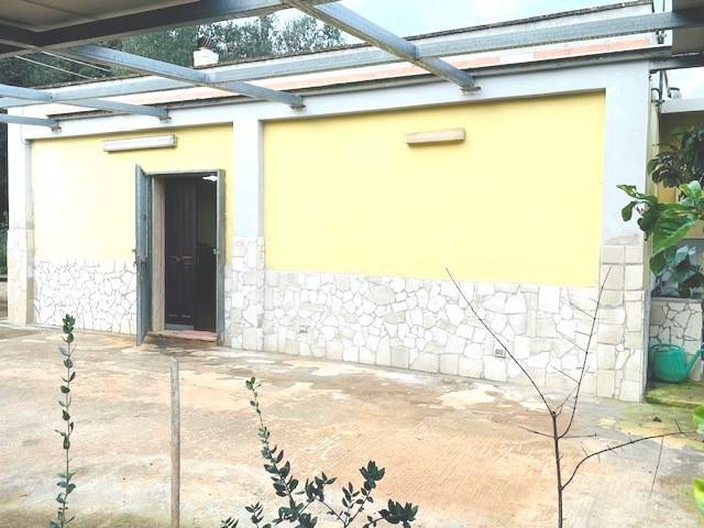 Villa a San vito dei normanni in Contrada Santomucchio - Foto 4