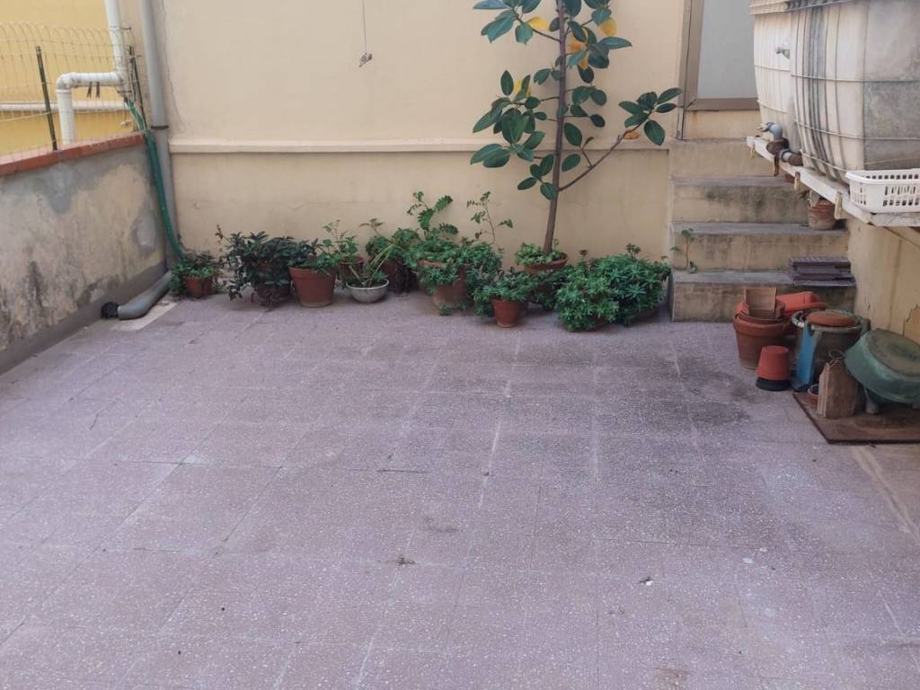 Appartamento a Livorno in Viale Italia - Foto 3