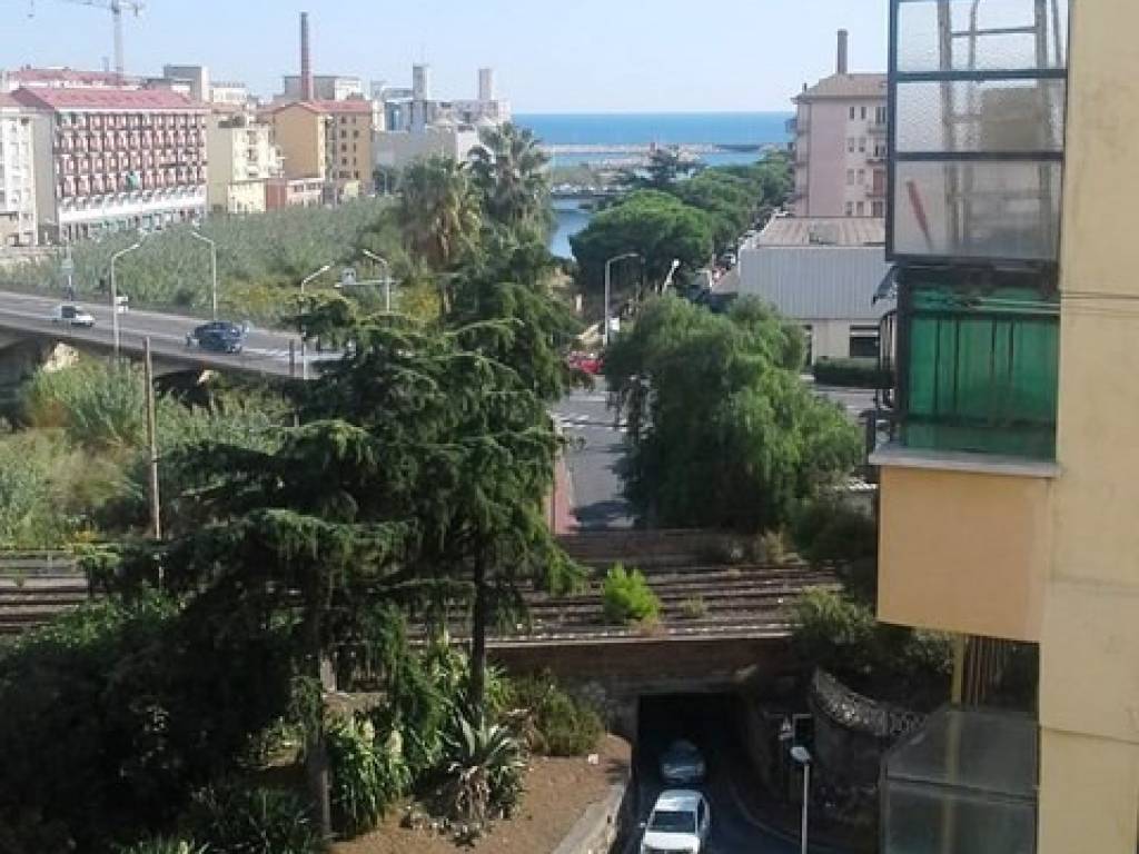 Appartamento a Imperia in Via Argine Destro F. Scajola, 1 - Foto 3
