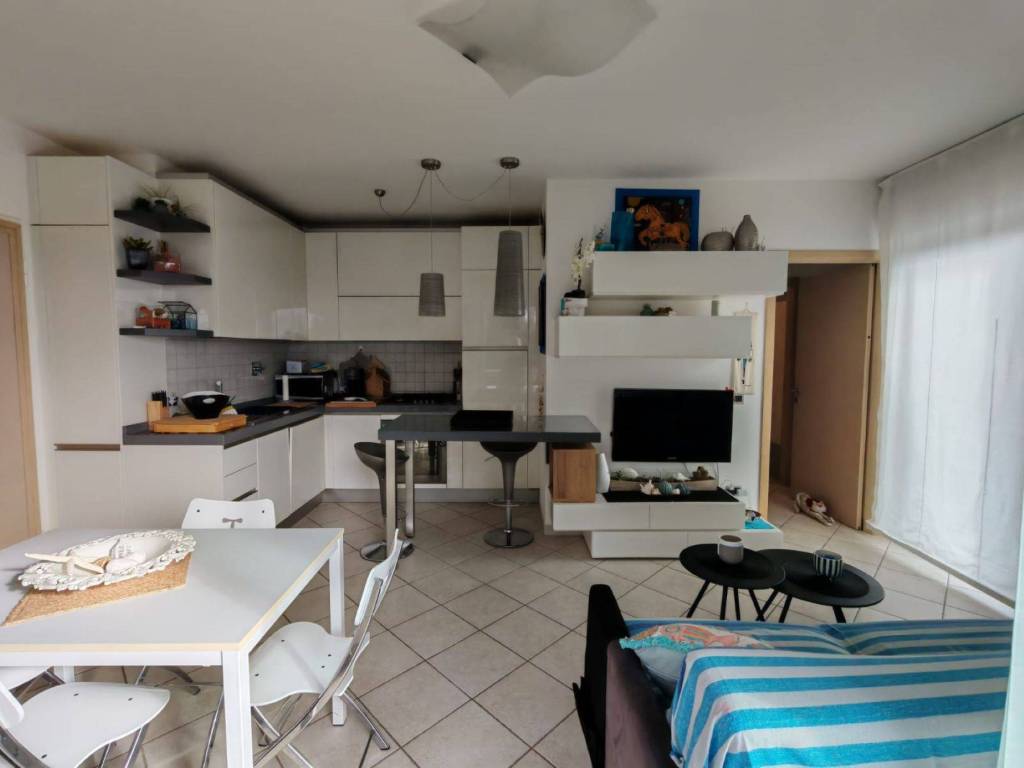 Appartamento a Rosignano marittimo in Via Benvenuto Cellini - Foto 4