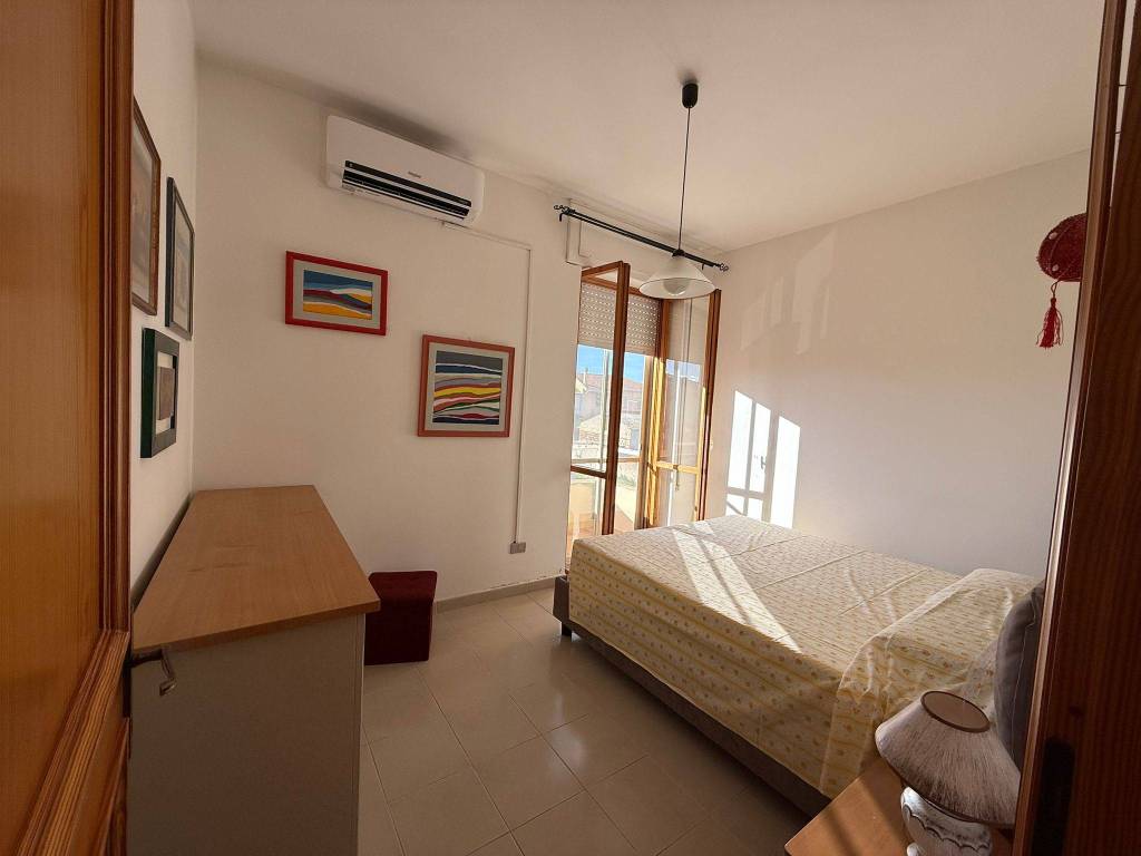 Appartamento a Santa giusta in Via Niccolò Copernico - Foto 5