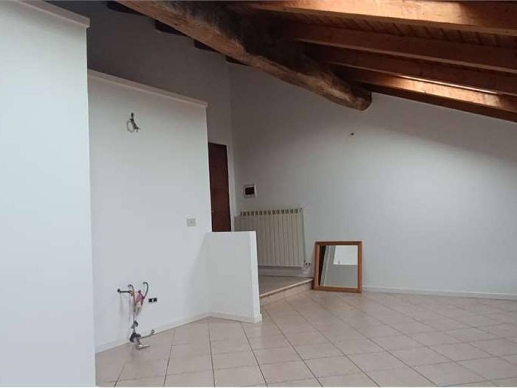 Appartamento a Dolzago in Via Parini - Foto 5