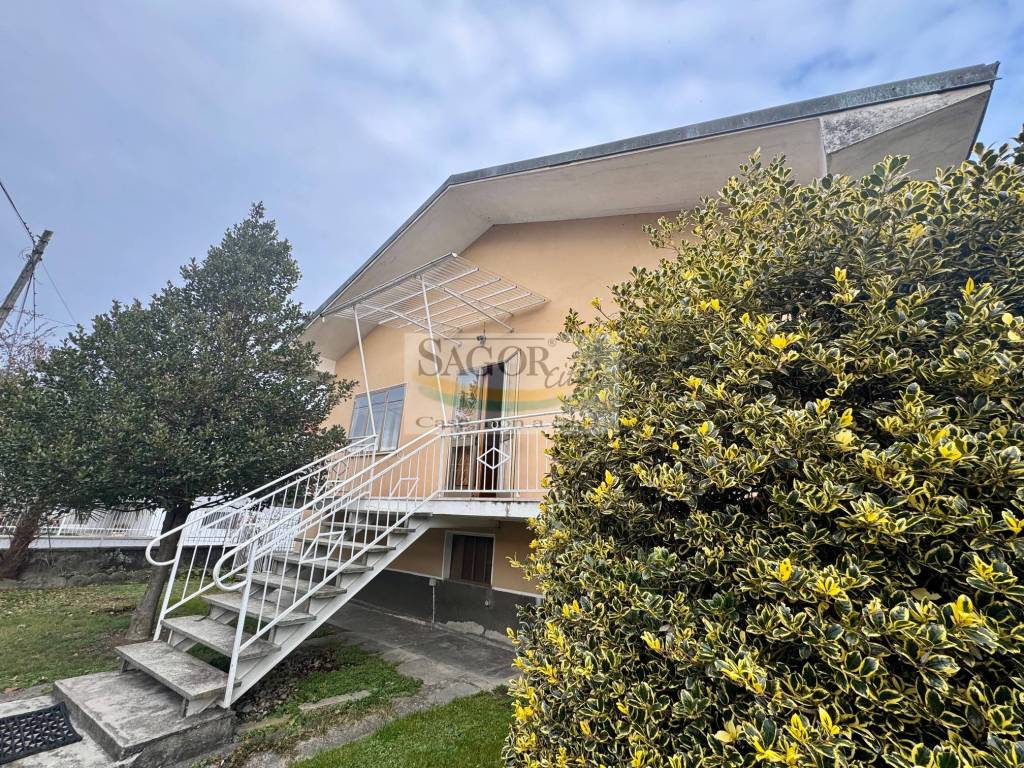 Villa a Luserna san giovanni in Via Giuseppe Malan, 1 - Foto 2