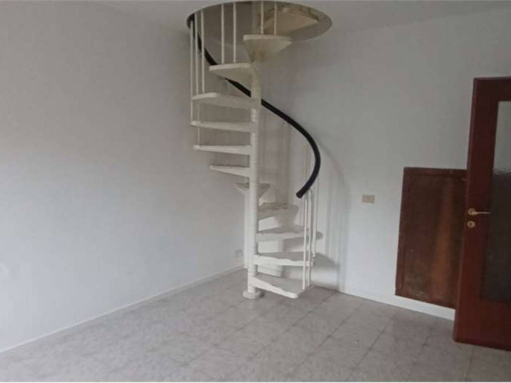 Appartamento a Dolzago in Via Parini - Foto 5