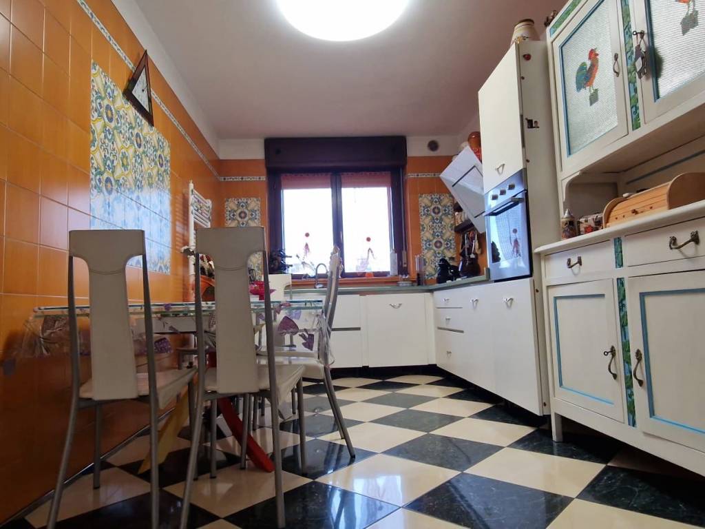 Appartamento a La loggia in Strada Carignano - Foto 5