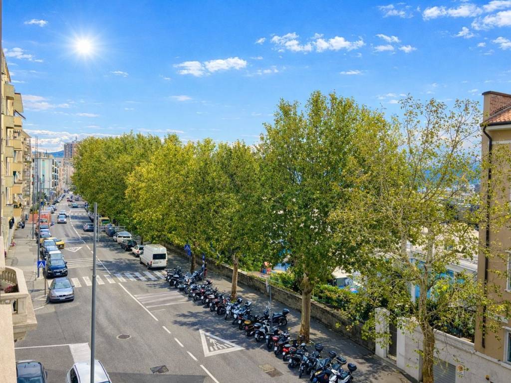 Appartamento a Trieste in Via Vittorio Locchi, 12 - Foto 5