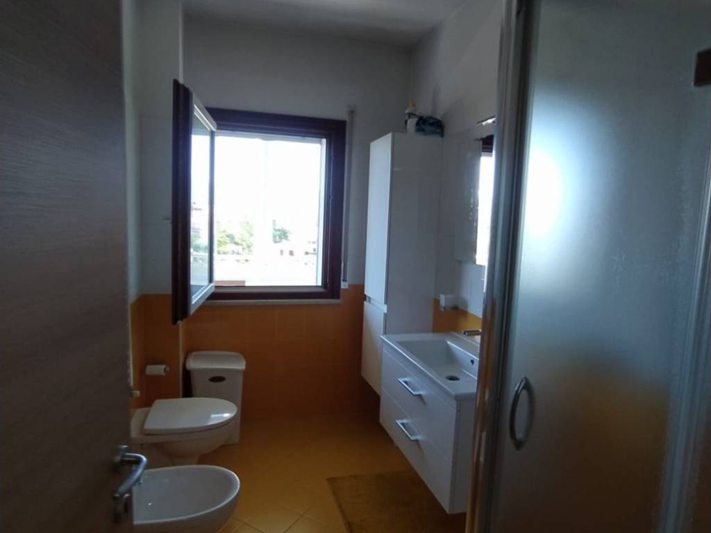 Appartamento a Frosinone in Viale America Latina - Foto 5
