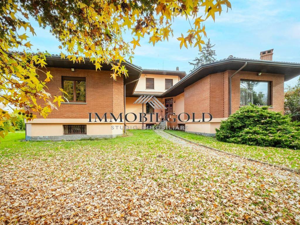 Villa a Varallo pombia in Strada Statale Ticinese - Foto 3