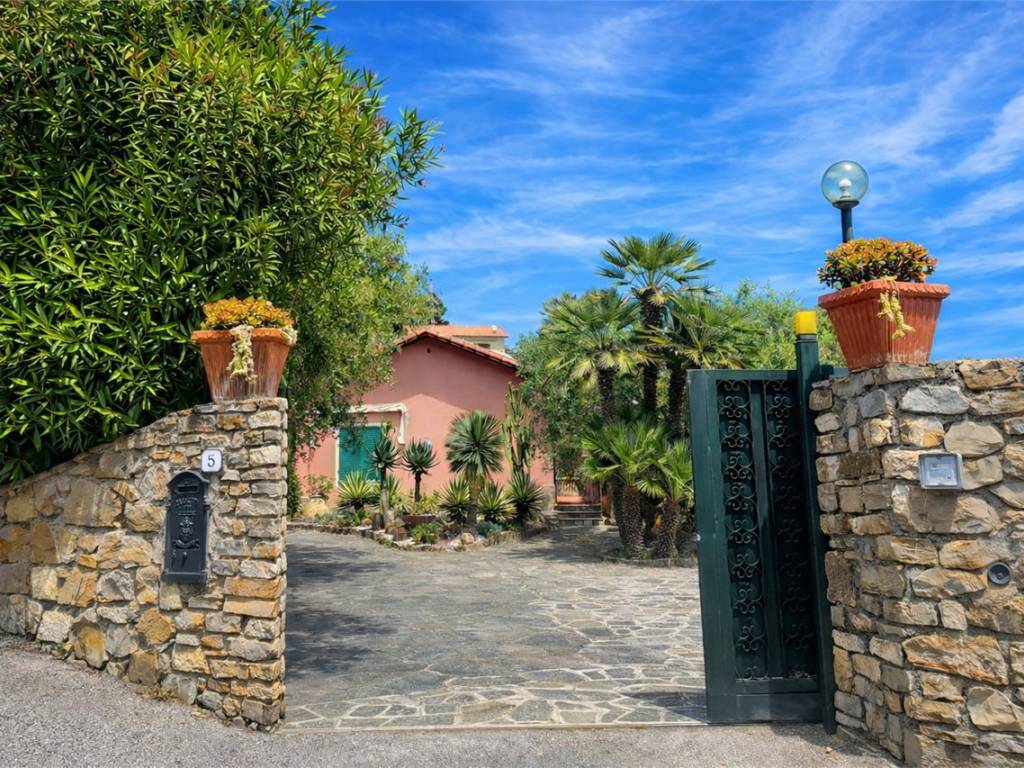 Villa a Cervo in Via al Castellaretto, 8 - Foto 2