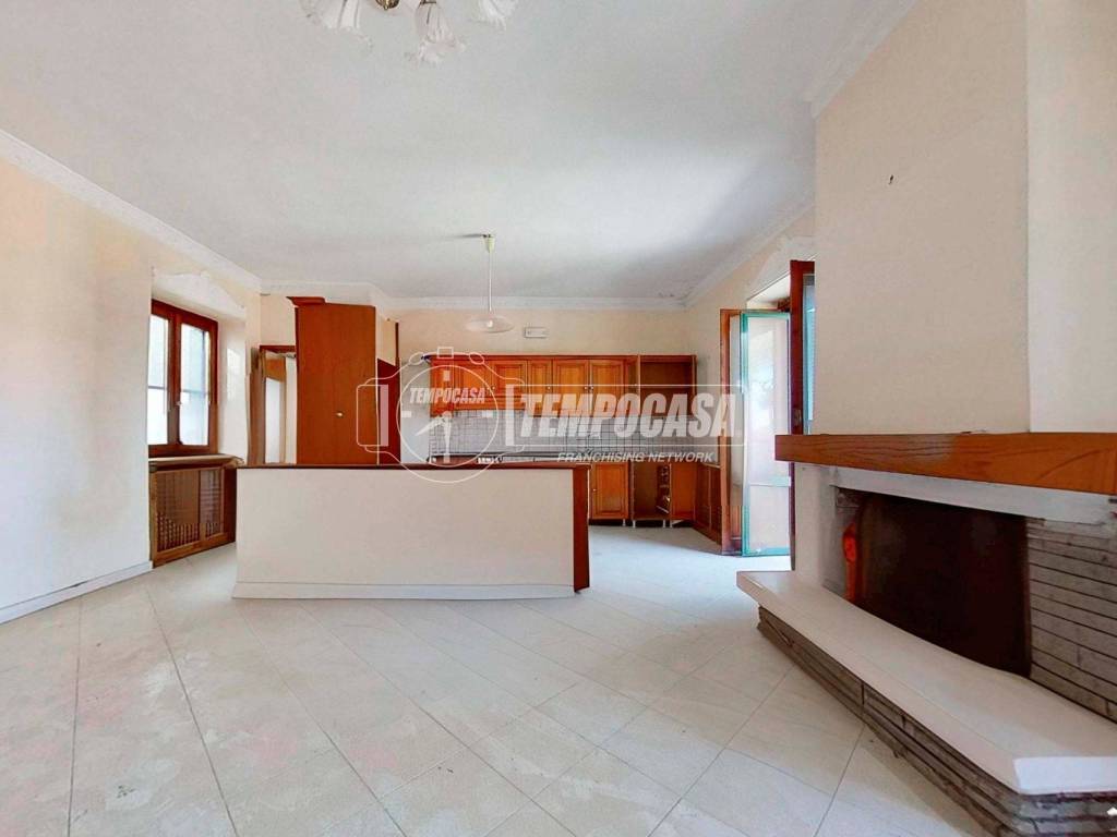 Appartamento a Fiumicino in Viale MARIA - Foto 2