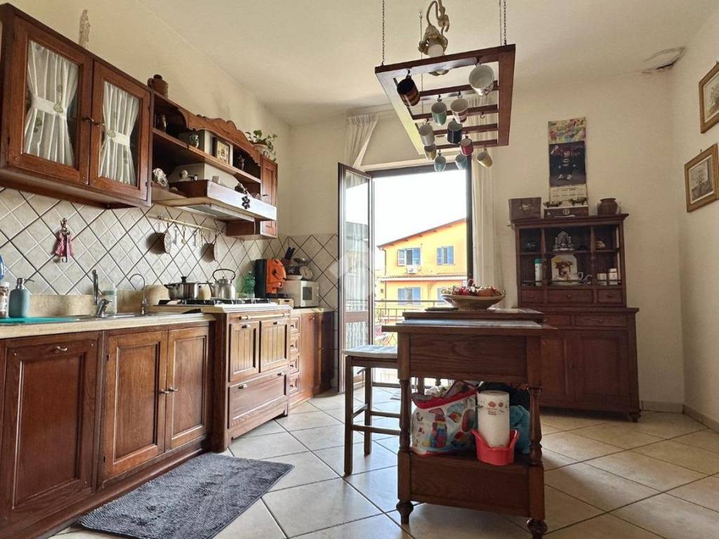 Appartamento a Giugliano in campania in Via Sant'Alessio, 8 - Foto 3