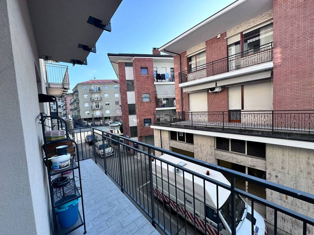 Appartamento a Alba in Via Gioacchino Rossini, 10 - Foto 5