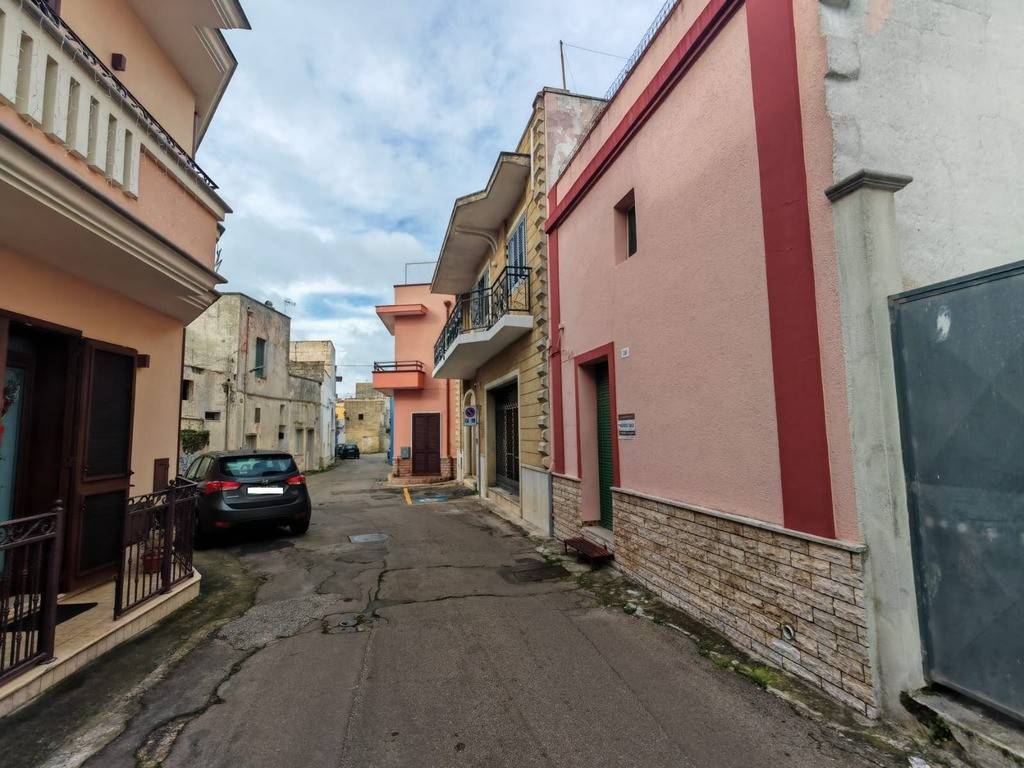 Casa indipendente a Taurisano in via Caracciolo, - Foto 3