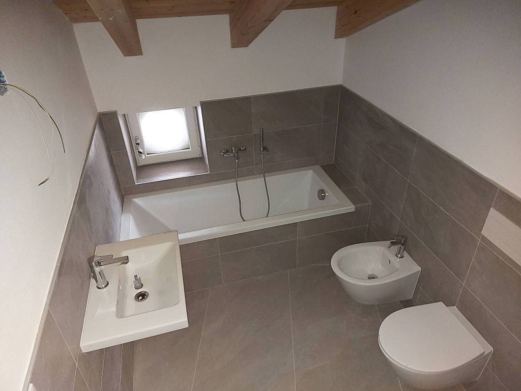 Appartamento a Levico terme in Via Giuseppe Garibaldi - Foto 4