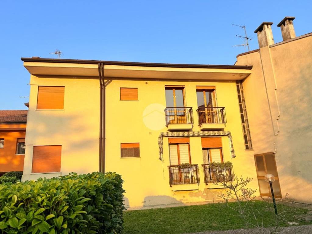 Appartamento a Battaglia terme in VIA VITTORIO VENETO, 10 - Foto 2