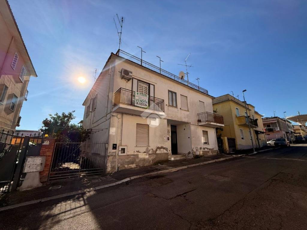 Appartamento a Aprilia in Via dei Larici, 78 - Foto 4