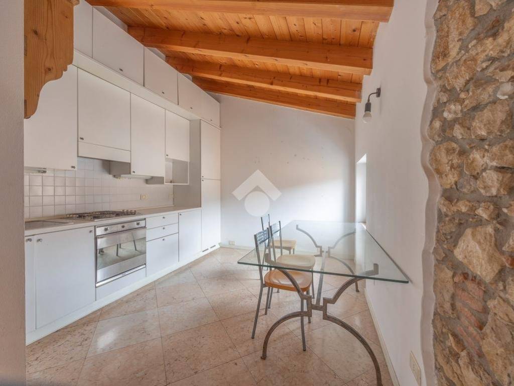 Appartamento a San pietro in cariano in Via L.V. Beethoven, 3 - Foto 2