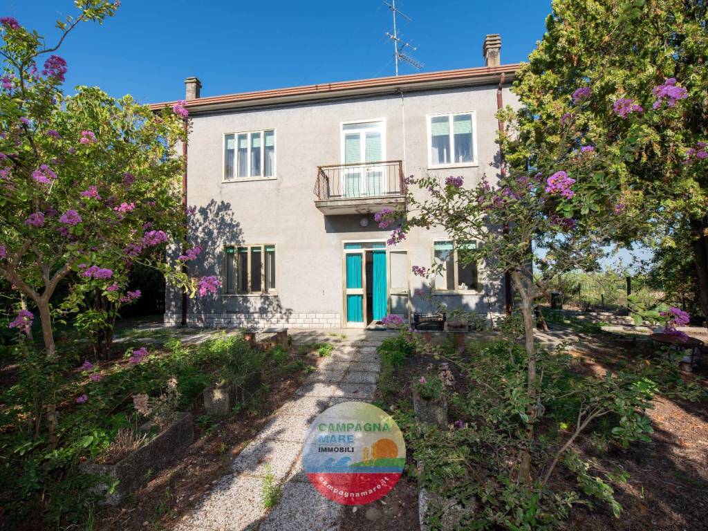 Villa a Codigoro in Località Fronte Secondo Tronco - Foto 2