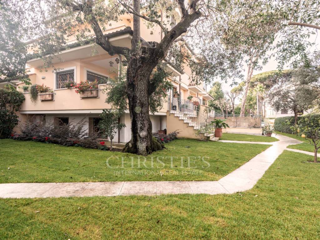 Villa a Fiumicino in Via Peschici - Foto 2