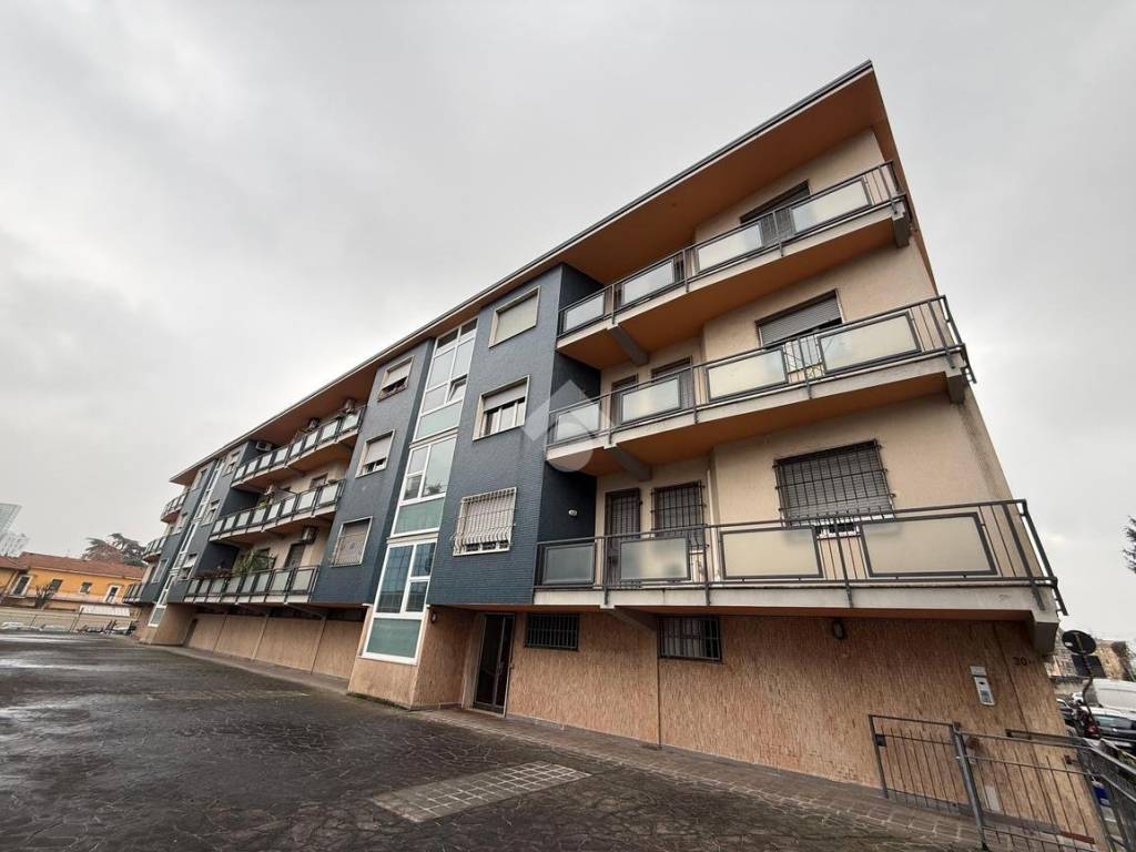 Appartamento a Brescia in Via Armando Diaz, 30 - Foto 2