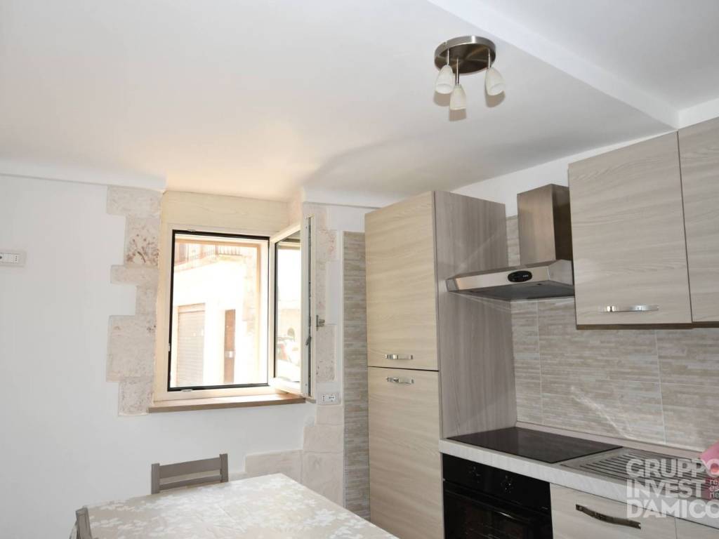 Casa indipendente a Cisternino in Piazza Sacro Cuore - Foto 3