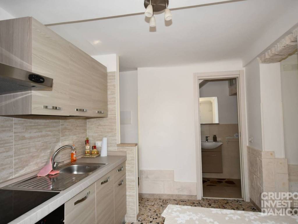 Casa indipendente a Cisternino in Piazza Sacro Cuore - Foto 4