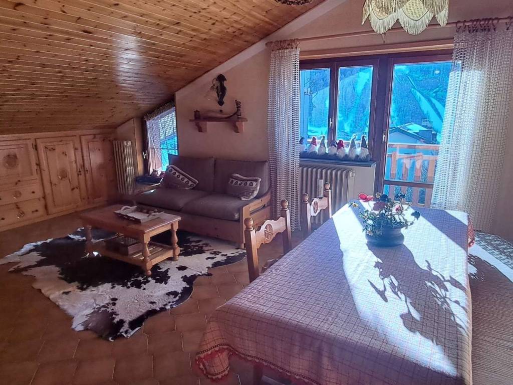 Appartamento a Pragelato in via Del Rif - Foto 5