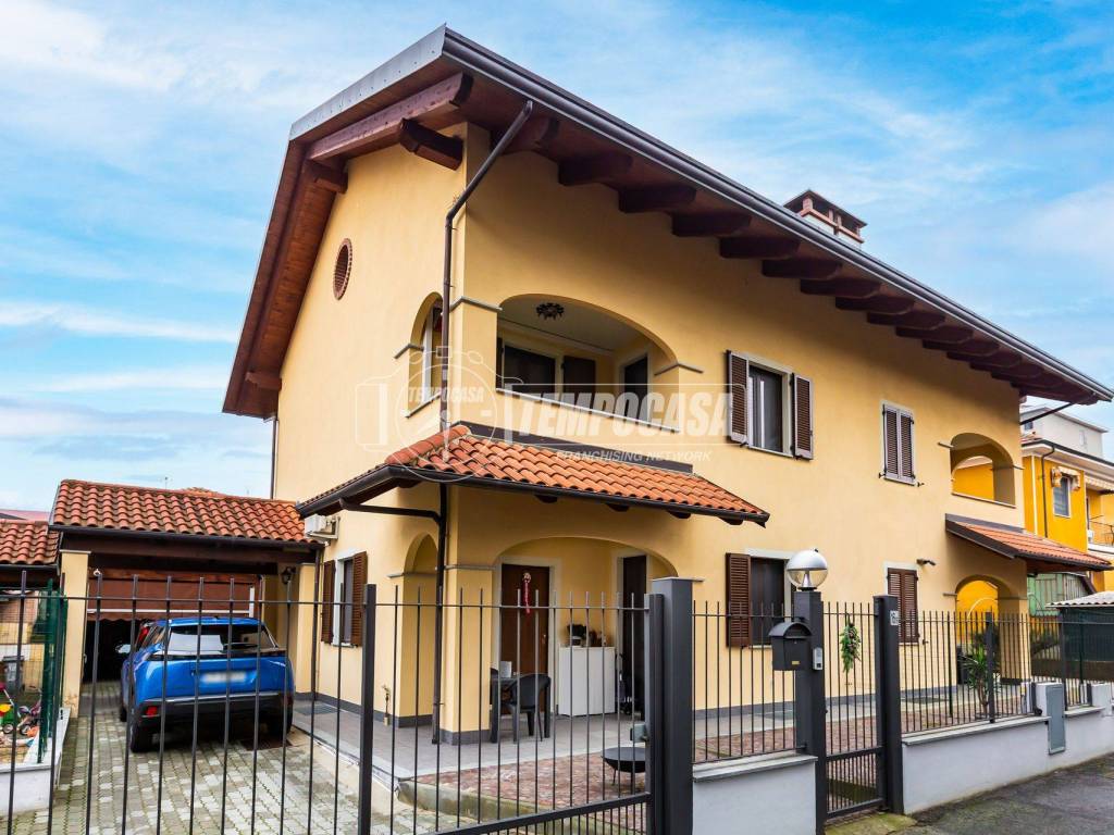 Villa a Moncalieri in Strada Rigolfo 16/ter - Foto 2