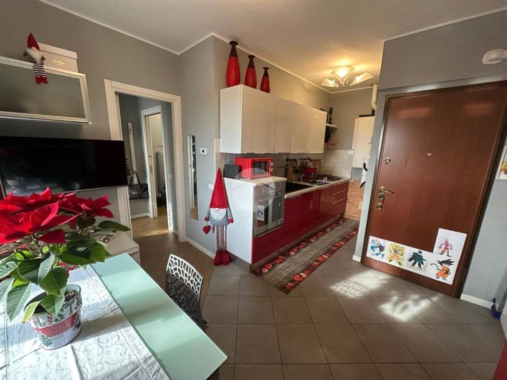 Appartamento a Cambiago in Piazza S. Zenone, 4 - Foto 2