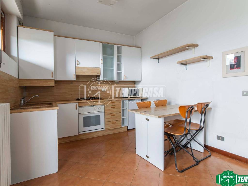 Appartamento a Arese in Via Luigi Einaudi - Foto 3