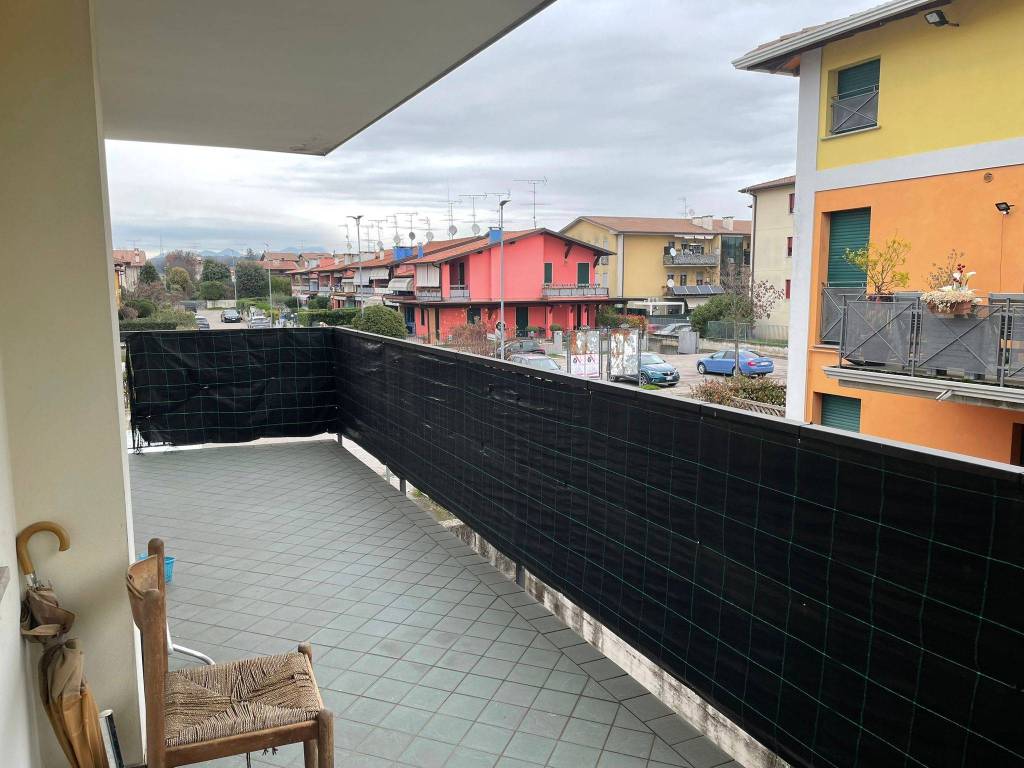 Appartamento a Castiglione delle stiviere in Via Pietro Nenni - Foto 4