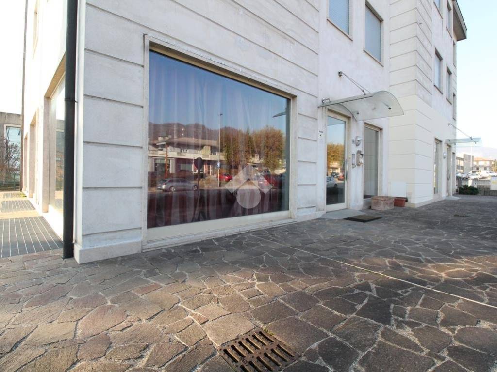 Immobile a Chiampo in via ARZIGNANO, 138 - Foto 2