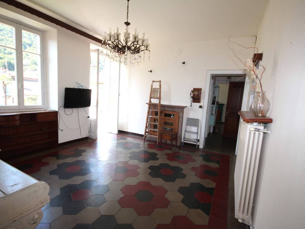 Appartamento a Cannobio in Via Antonio Giovanola, 57 - Foto 3
