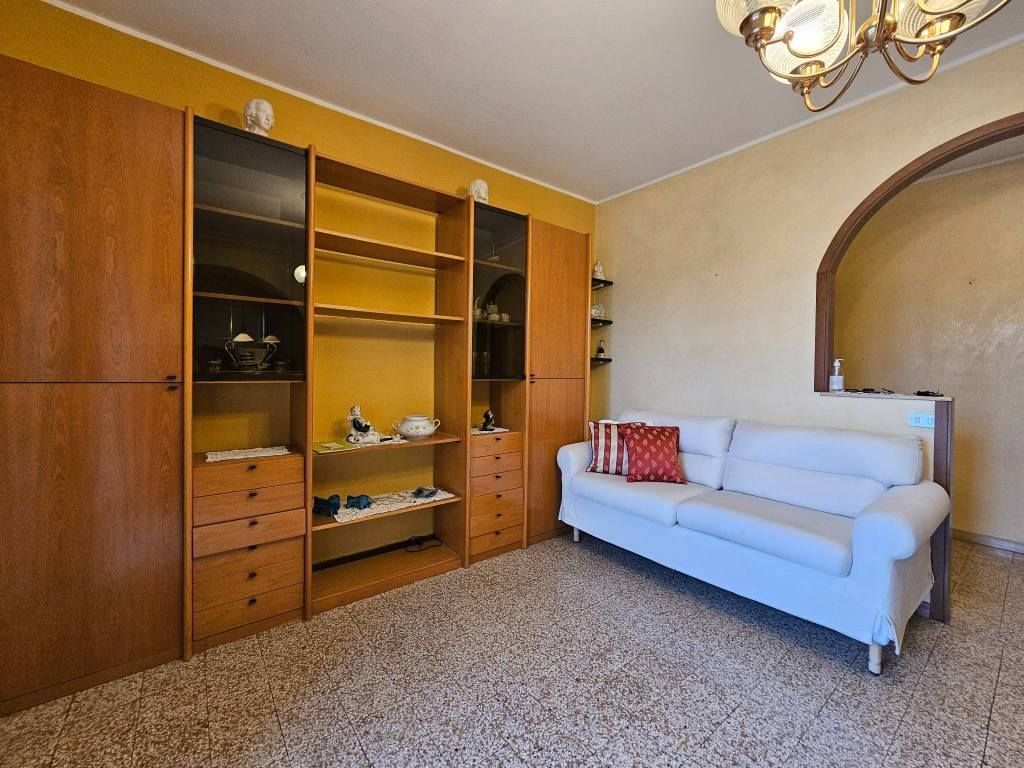 Appartamento a Almenno san salvatore in Via Giosuè Carducci - Foto 4