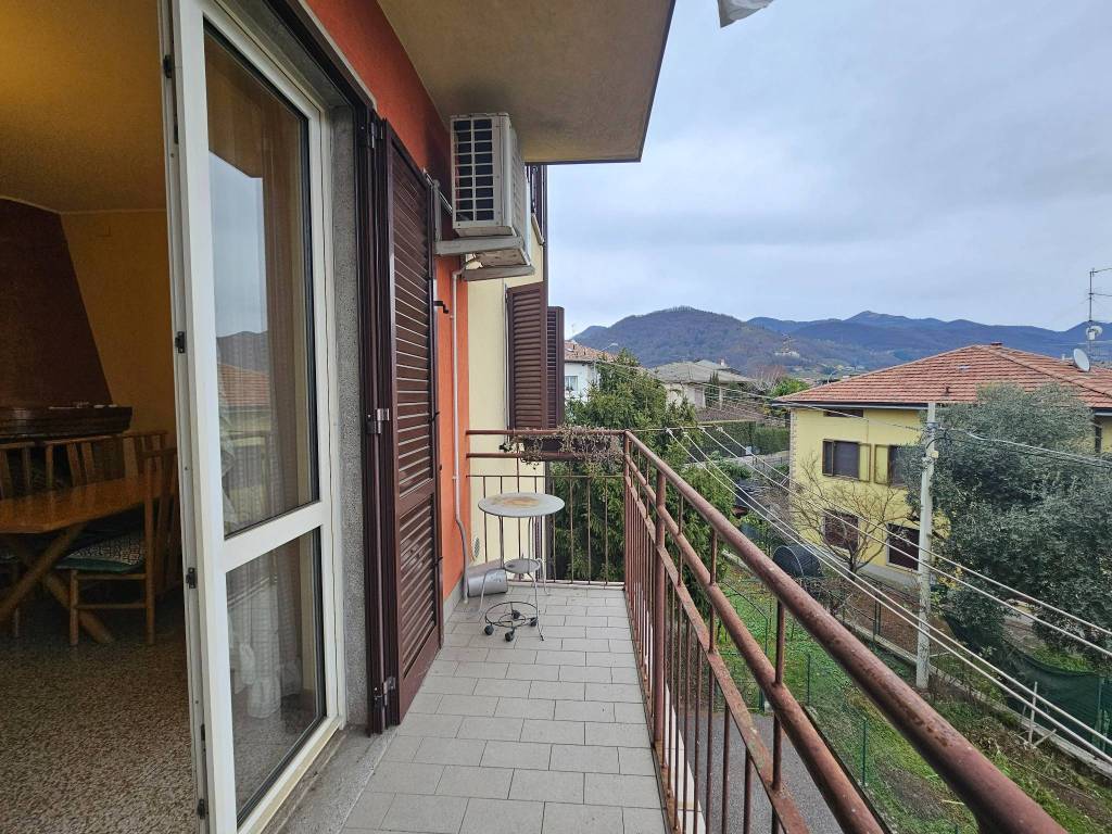 Appartamento a Almenno san salvatore in Via Giosuè Carducci - Foto 5