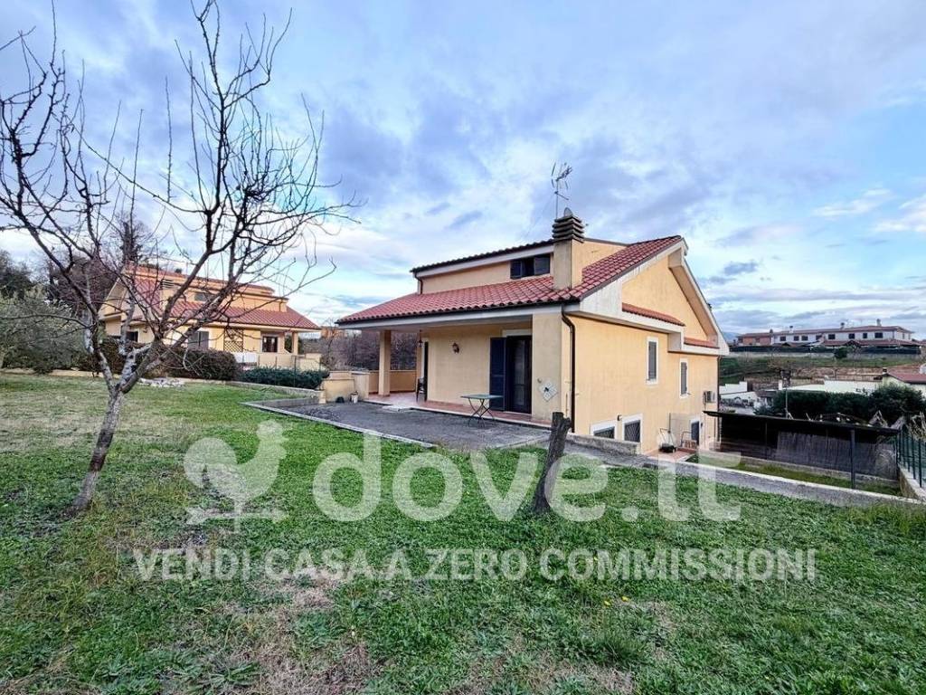 Villa a Lariano in Via Alfredo Mastrella, 2 - Foto 2