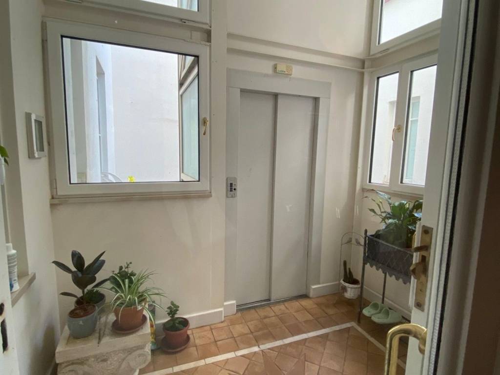 Appartamento a Crotone in Via Firenze, 47 - Foto 2