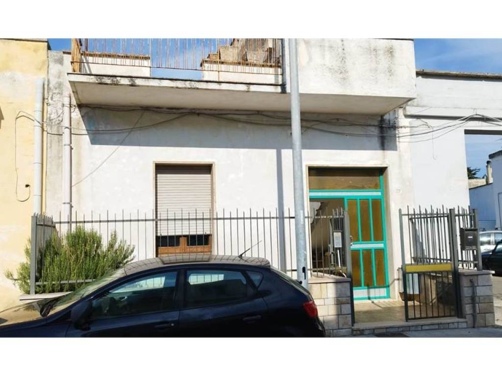 Villetta a schiera a Lecce in Via Antonio Zimbalo - Foto 2