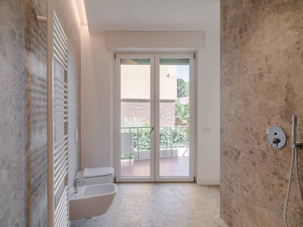 Appartamento a Verona in Viale della Repubblica, 43 - Foto 3