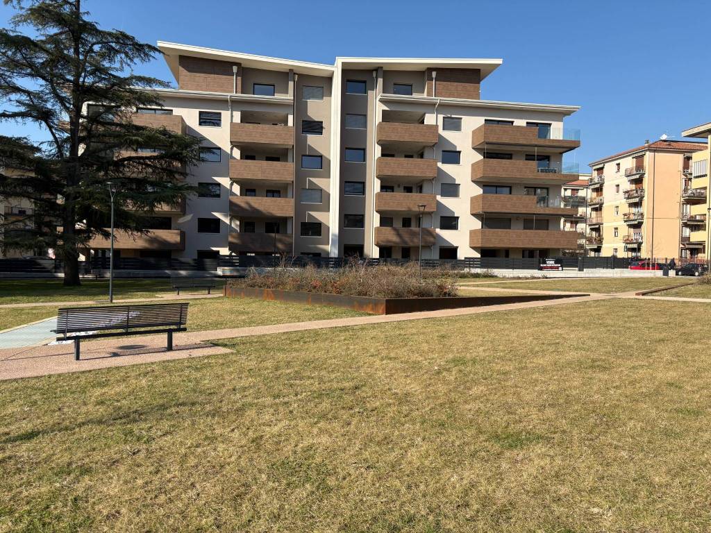 Box / garage a Verona in Via Alessandro Poerio - Foto 2