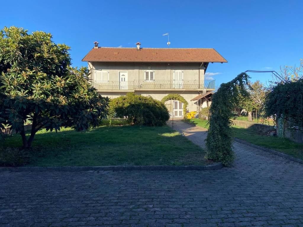 Rustico / casale a Saluggia in VIA DELLA STAZIONE, 13 - Foto 2