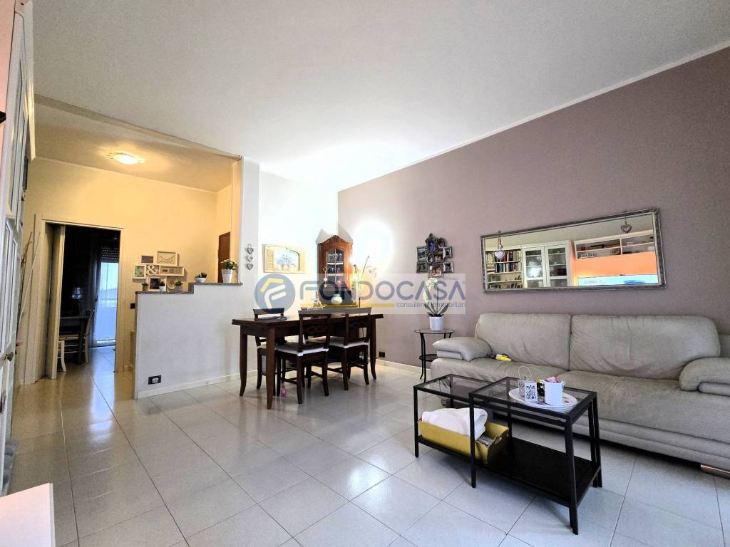 Appartamento a Pavia in Via San Pietro in Verzolo - Foto 3