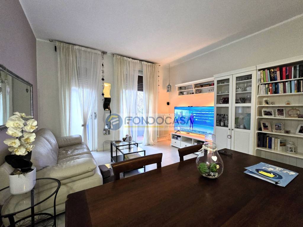 Appartamento a Pavia in Via San Pietro in Verzolo - Foto 4