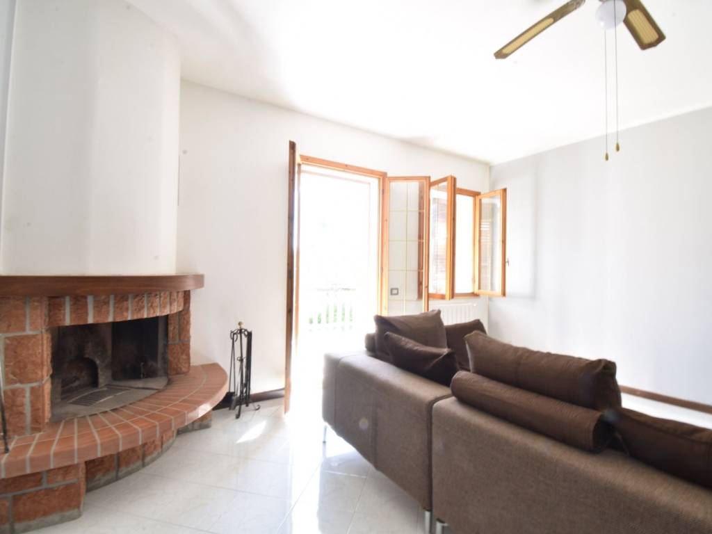 Villetta a schiera a Iglesias in Viale Villa di Chiesa, 65 - Foto 4